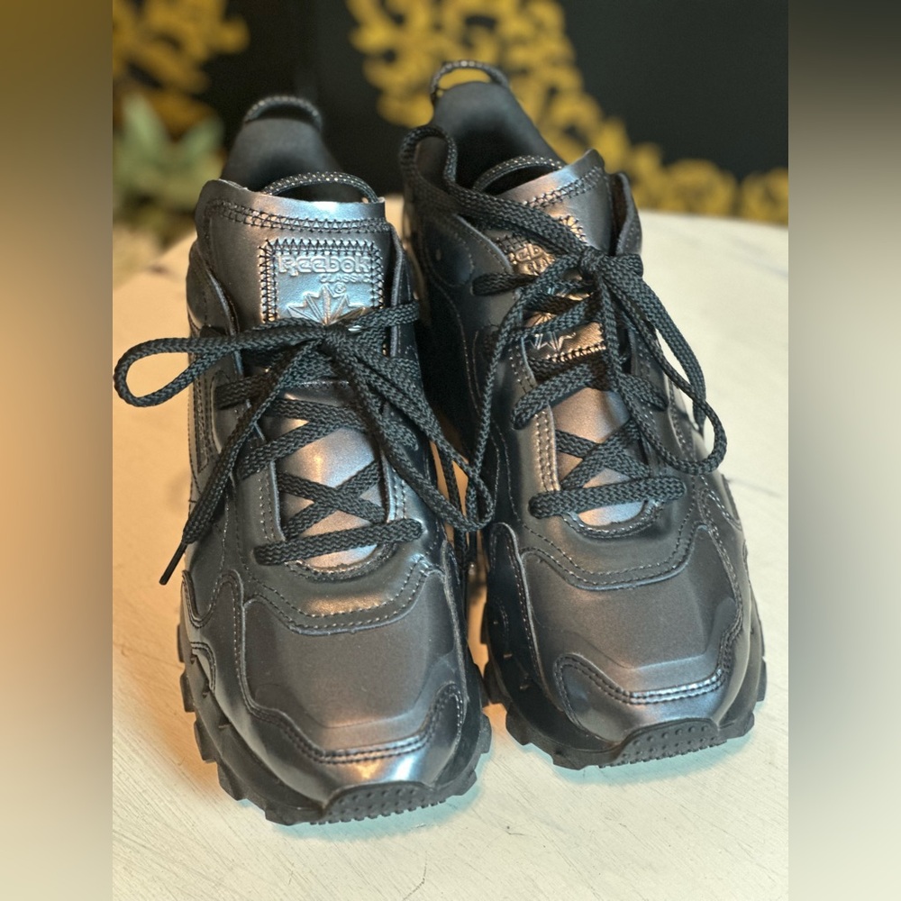 Reebok Metallic Black Athletic Shoes